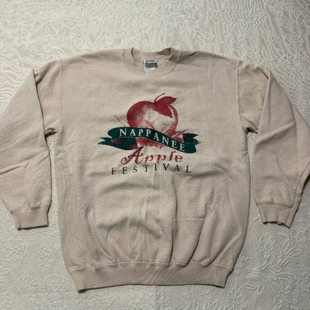 SweatshirtVintage Nappanee Apple Festival Indiana Graphic Crewneck Size M